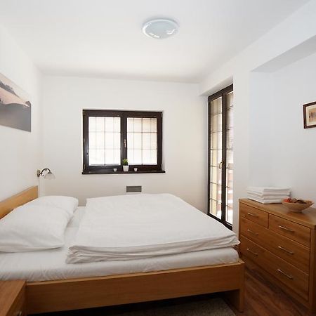 Vila Olympia - Apartman Olympia 3 ルジョムベロク エクステリア 写真